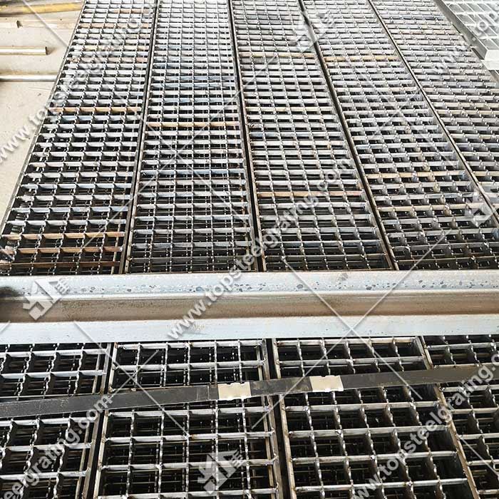Serrated Carbon Steel Grating